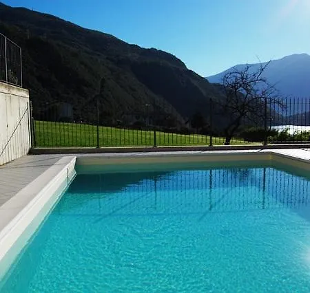 Casa Rafflesia Apartamento Colico